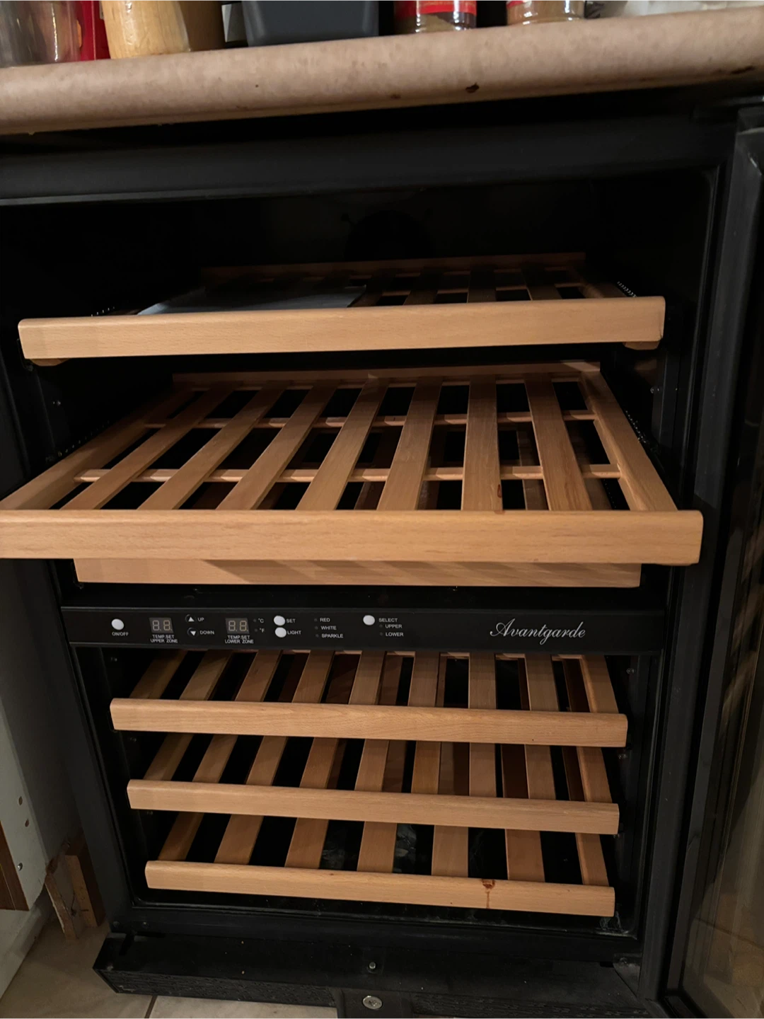 Avantgarde Wine Fridge - Needs Repair!! - photo 4