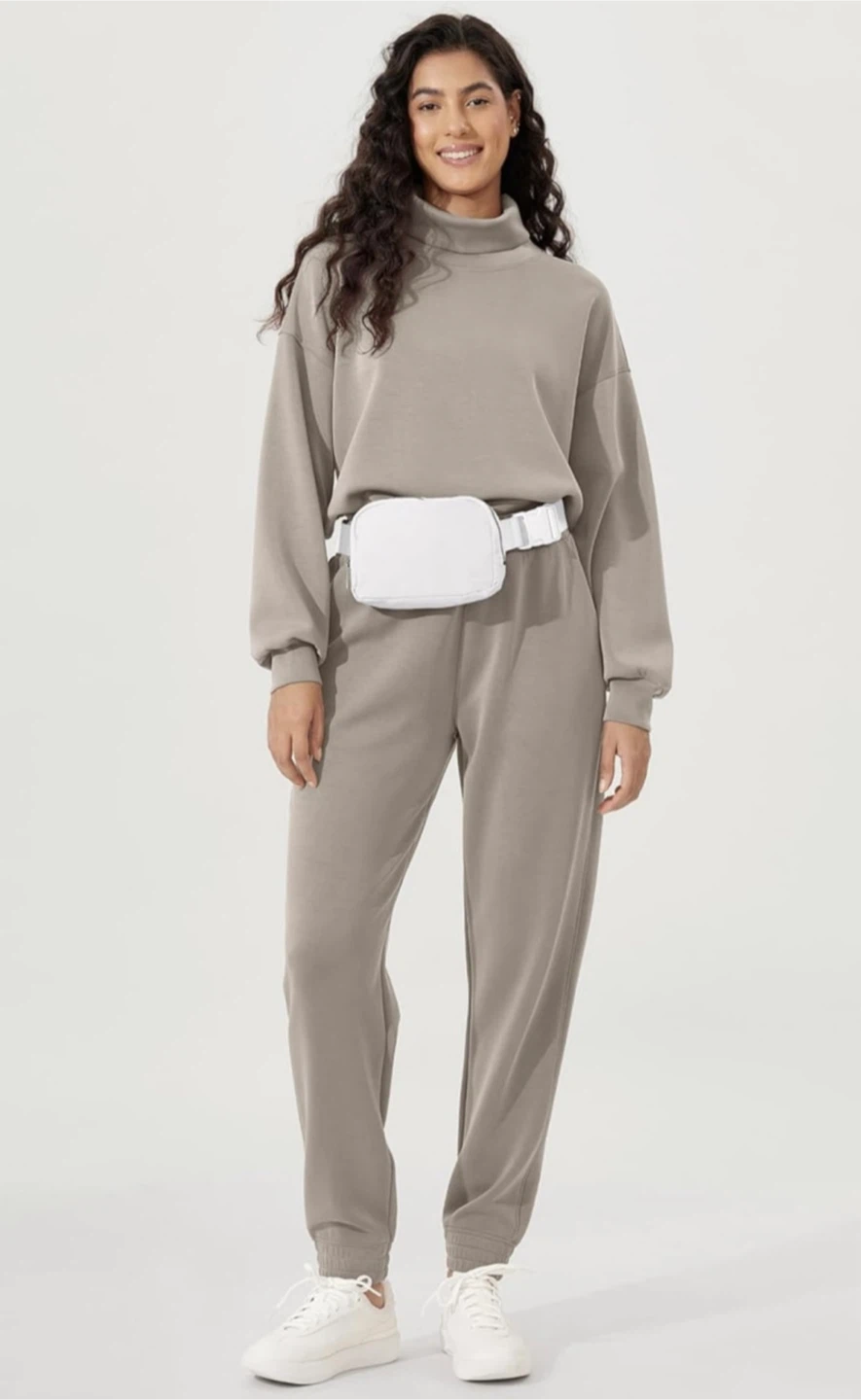 white Unisex Belt Bag - photo 2