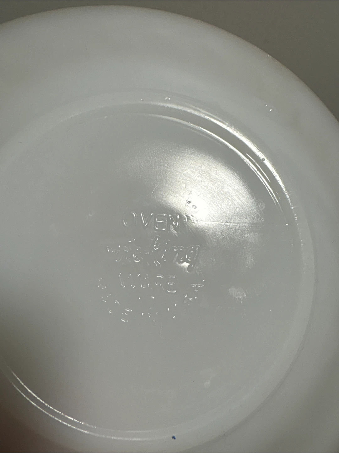 Set of 4 Fire-King Milk Glass Saucers with Gold Rim - photo 4