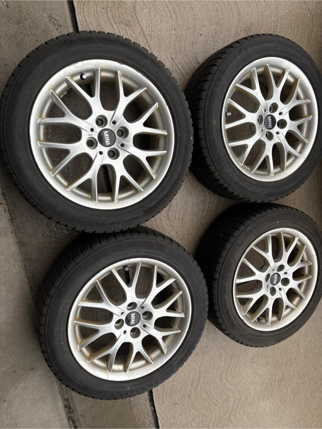 Set of 4 MINI Cooper Alloy Wheels with Winter Tires