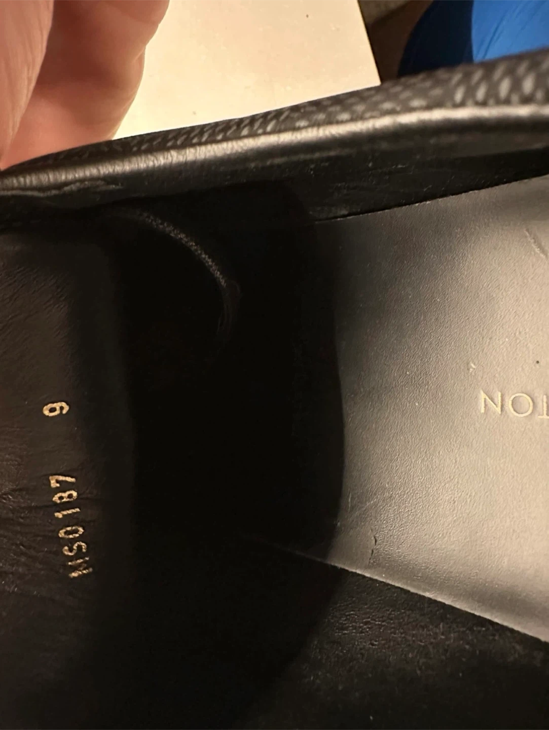 Authentic Louis Vuitton Black Sneakers - photo 4