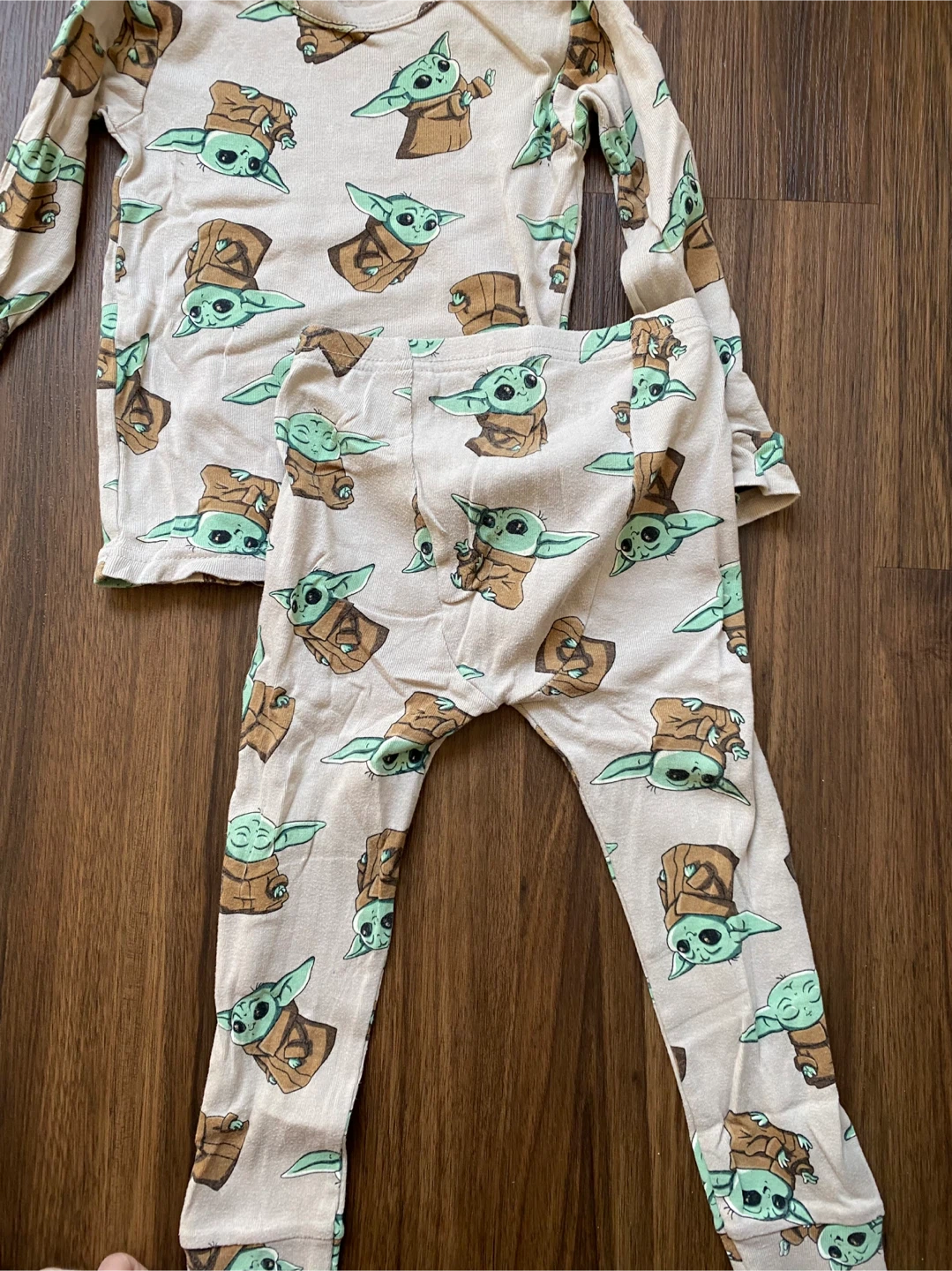 Gap Star Wars Baby Yoda Pajamas Size 3 - photo 4