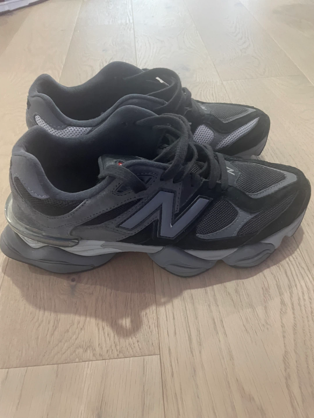 New Balance 9060 Grey Sneakers