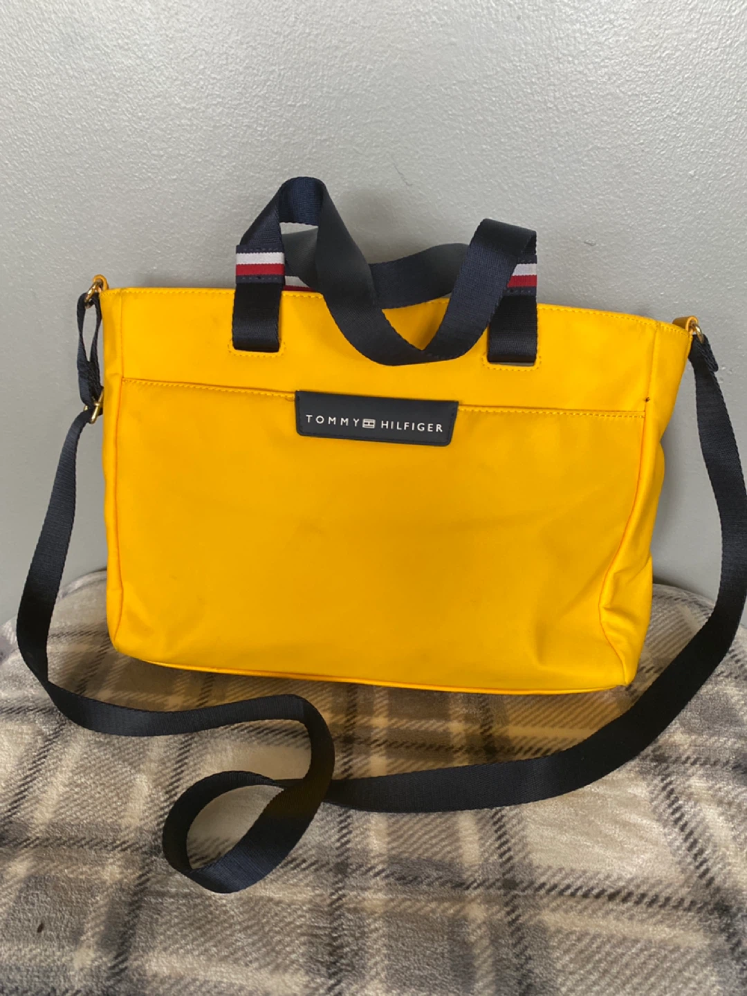 Tommy Hilfiger shoulder bag