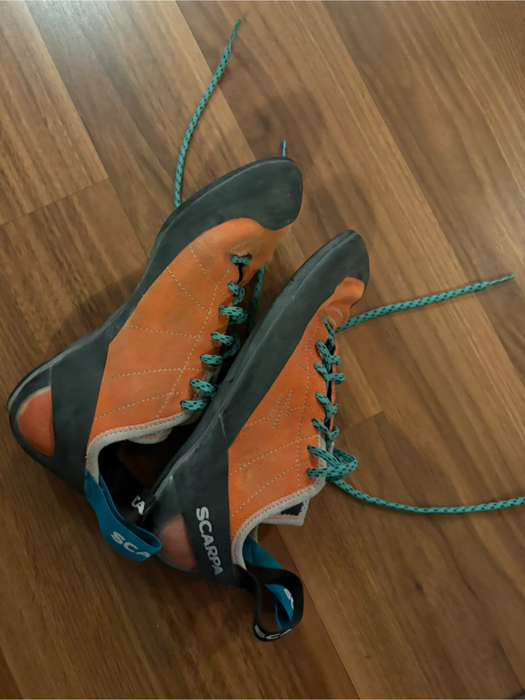 Scarpa Women’s Climbing Shoes - photo 2
