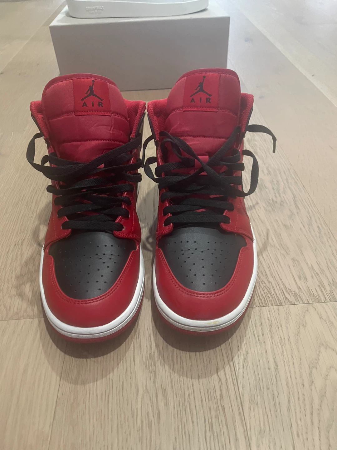 Air Jordan 1 Mid Sneakers Red Black