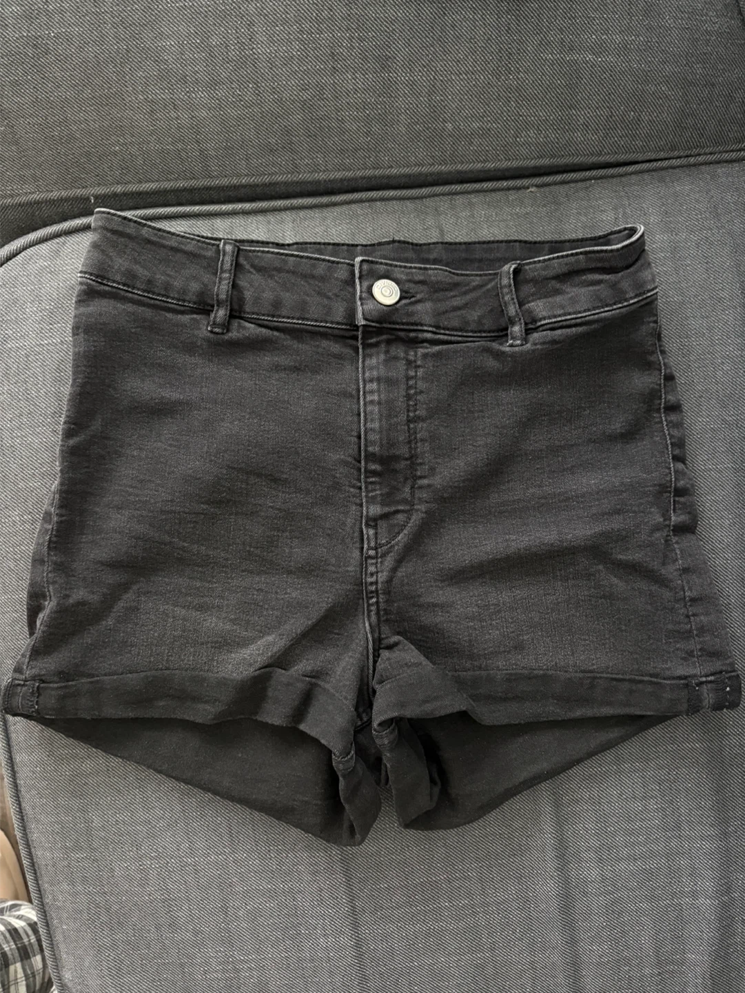 Black High-Waisted Denim Shorts - photo 2