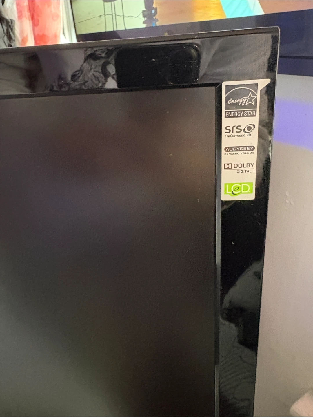 Insignia 32" HD LED TV - photo 4