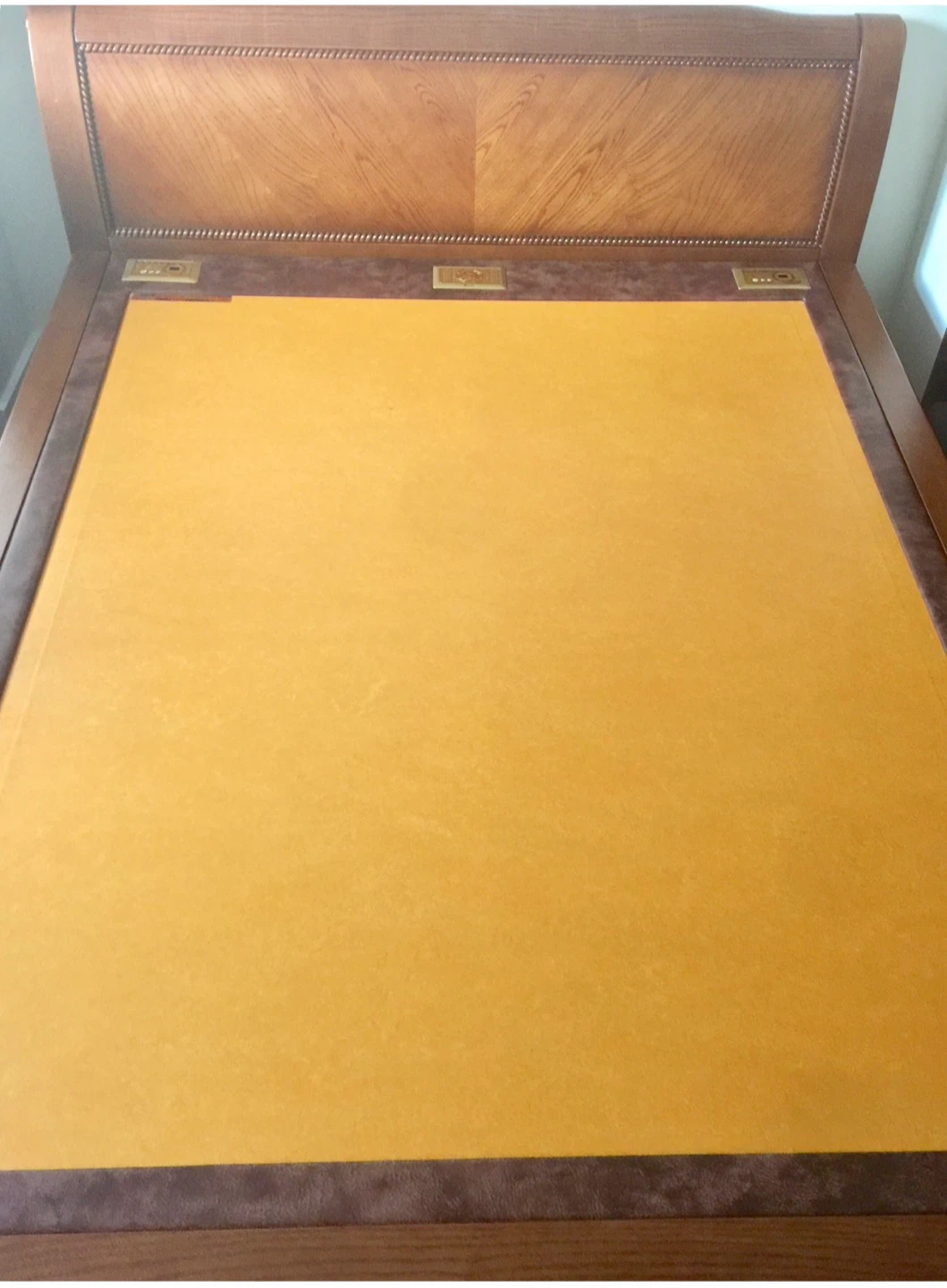 Heukpyo Mud Bed (흙표 흙침대)