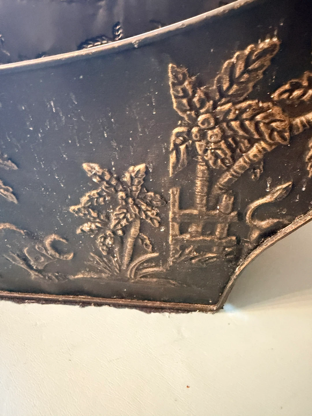 Decorative Metal Basket with Tropical Scene - photo 3
