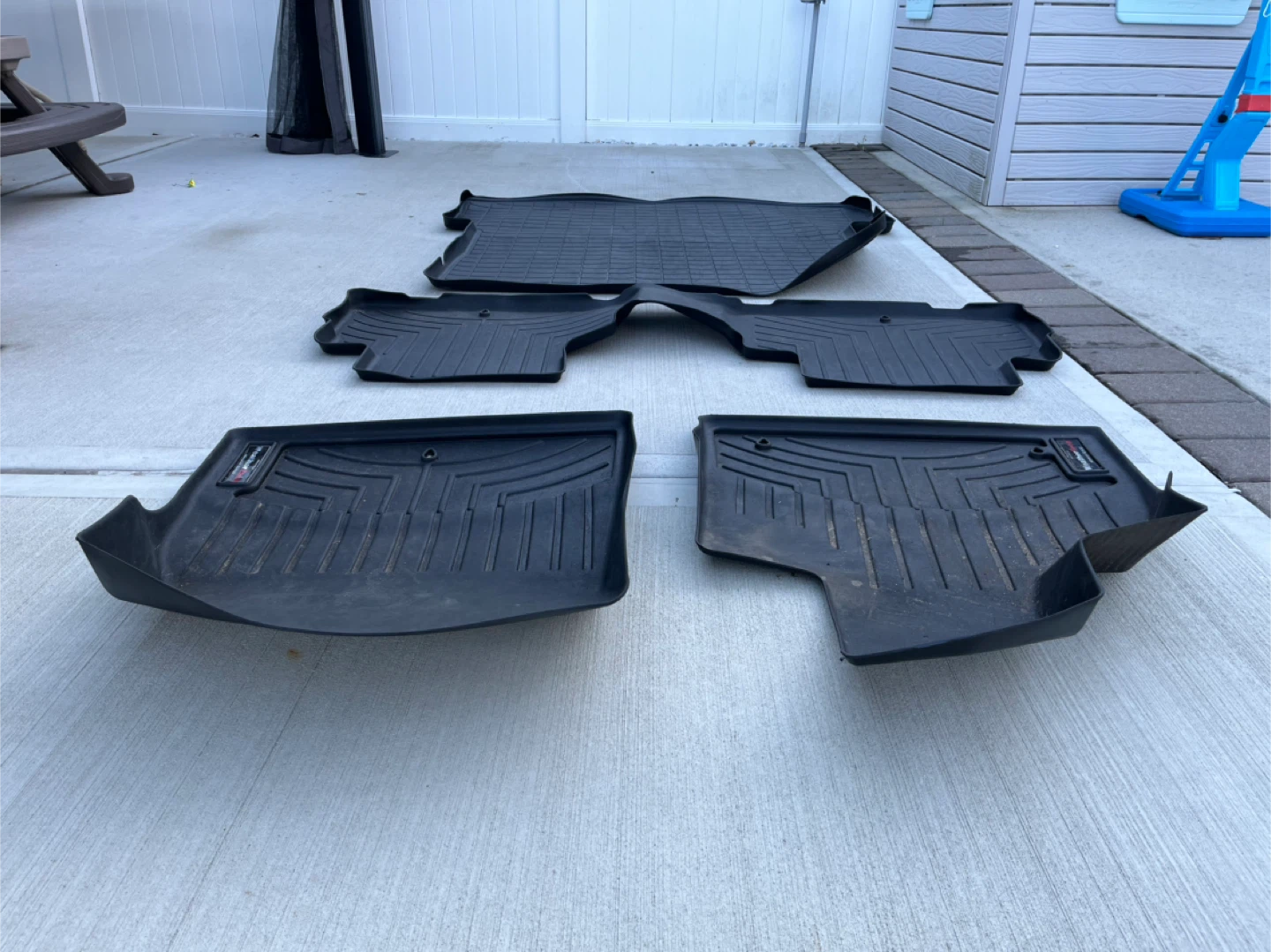 WeatherTech Floor Liners (Set of 4) for Hyundai Palisades 2022 - photo 2