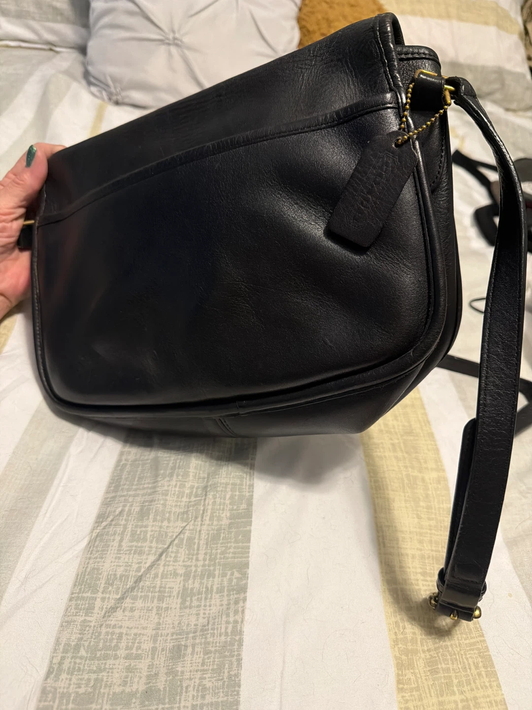 Coach Black Leather Flap Shoulder Bag - photo 2
