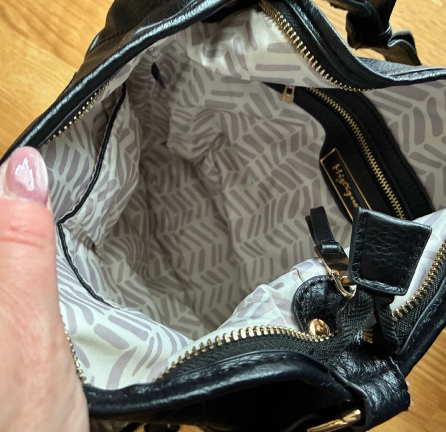 Miztique Black Faux Leather Crossbody Bag - photo 2