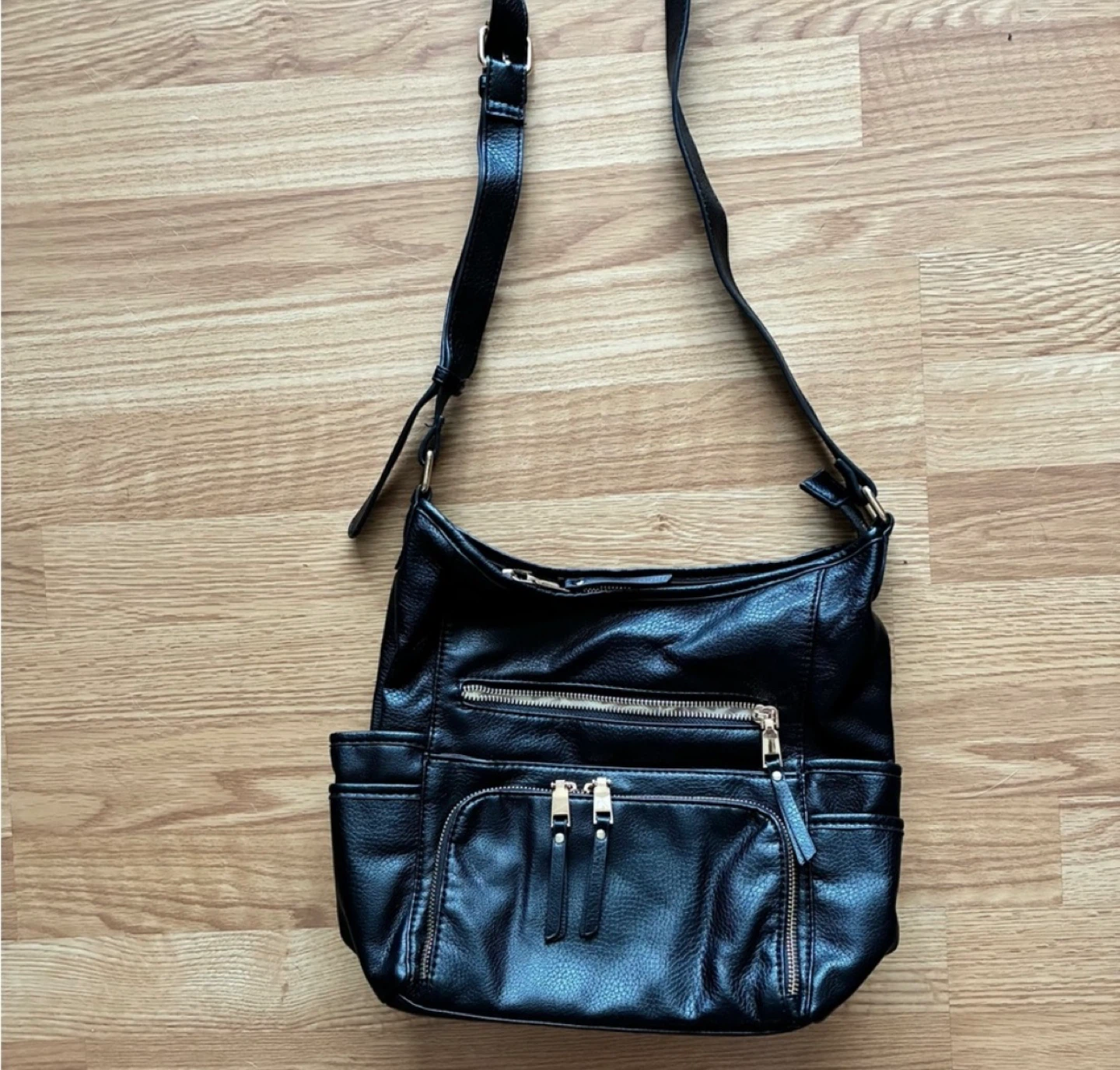 Miztique Black Faux Leather Crossbody Bag