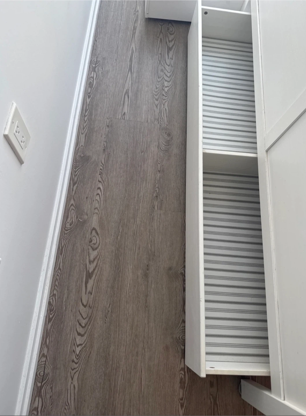 IKEA HEMNES White Queen Bed Frame with 2 Drawers - photo 4