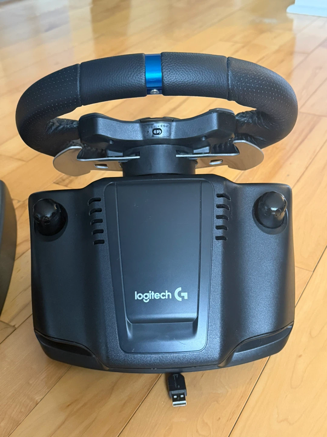 Logitech G29 Racing Wheel + Pedals (PlayStation / PC) - photo 4