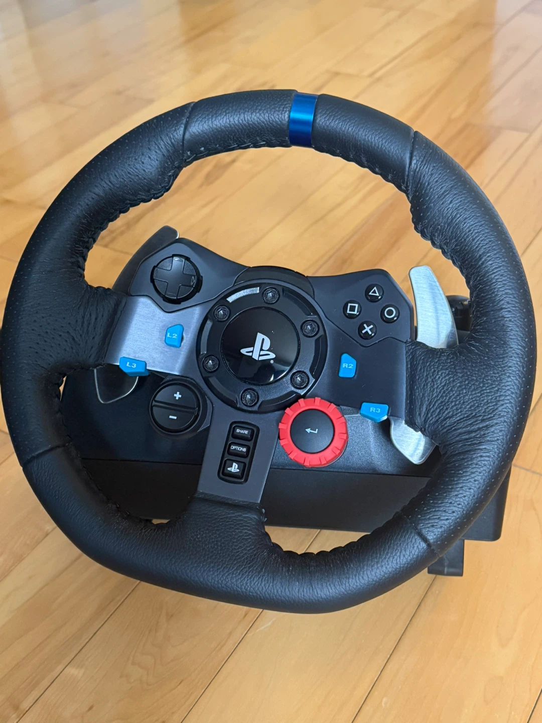 Logitech G29 Racing Wheel + Pedals (PlayStation / PC)