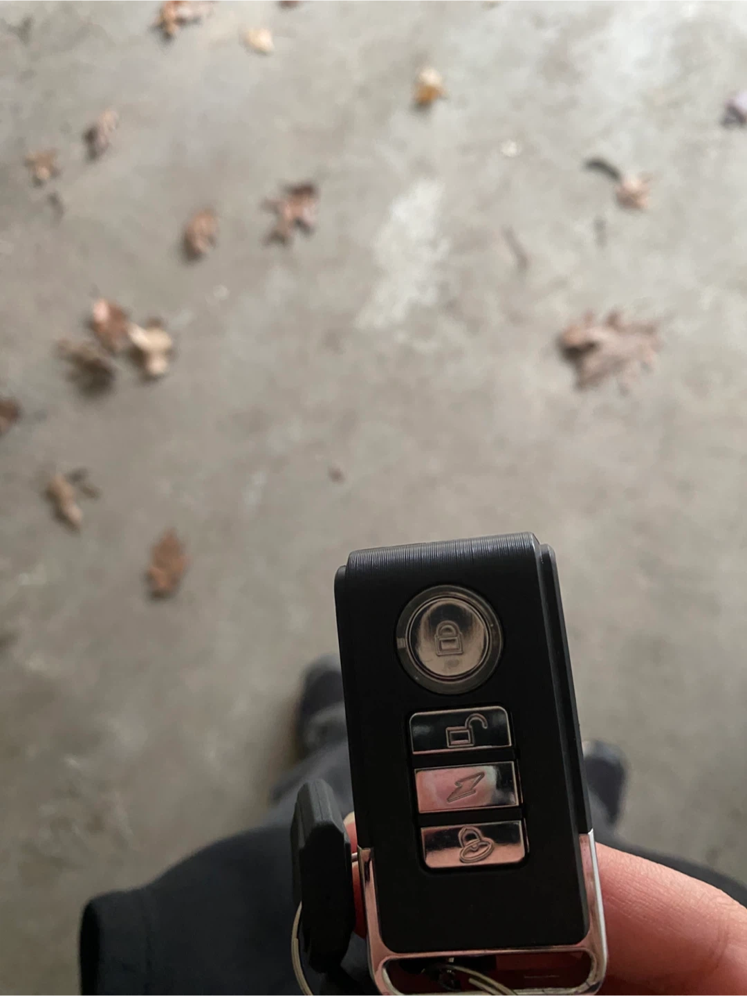 Black Electric Fat Tire Bike 2 battery’s - photo 3