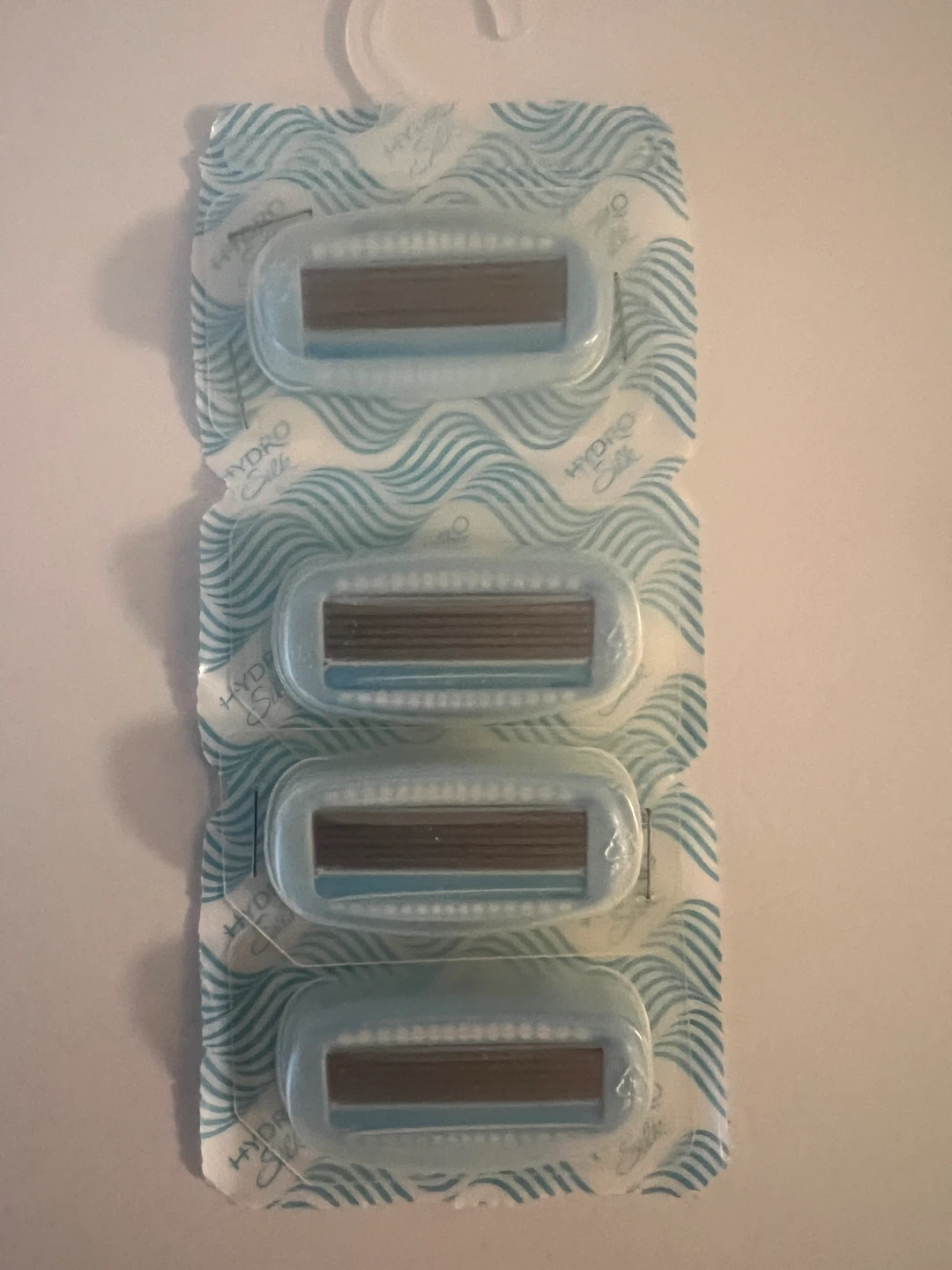 Schick Hydro Silk Razor Blade Refills - 4 Pack