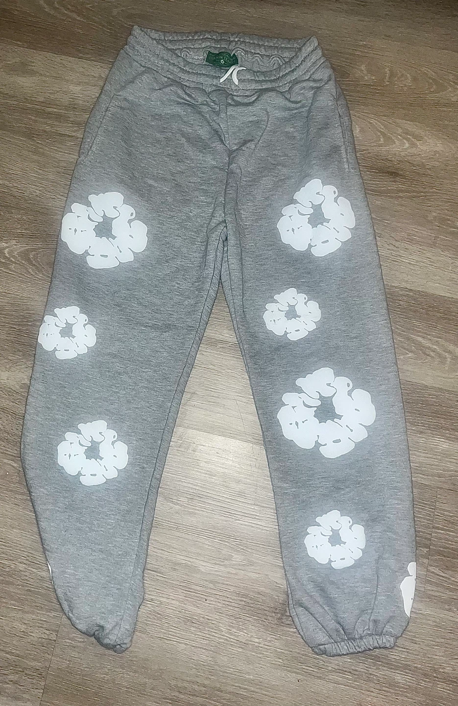 Grey & white denim tears hoodie and pants set. - photo 4