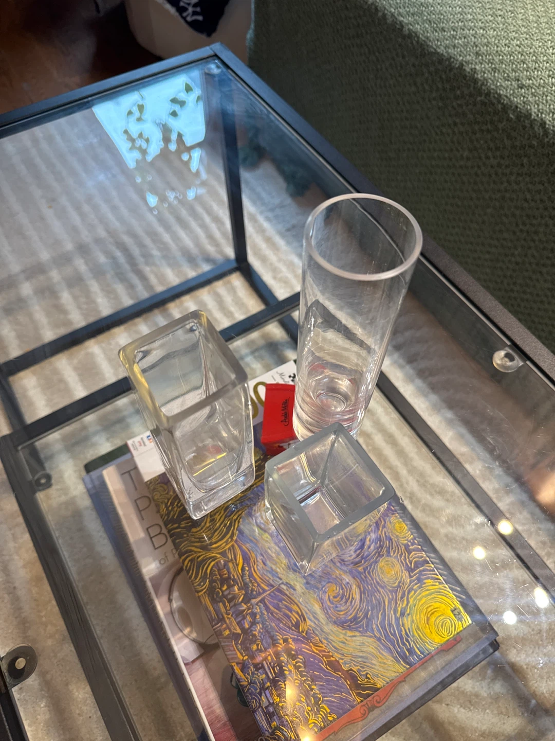 Set of 3 Clear Glass Vases