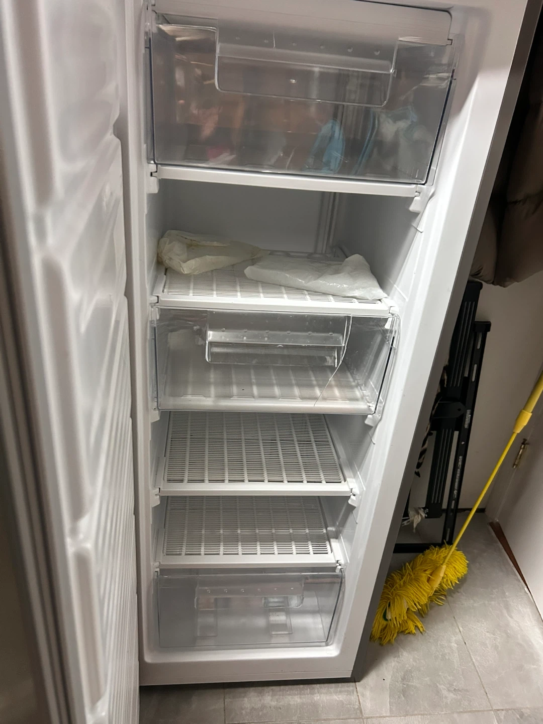 Danby Upright Freezer - photo 2
