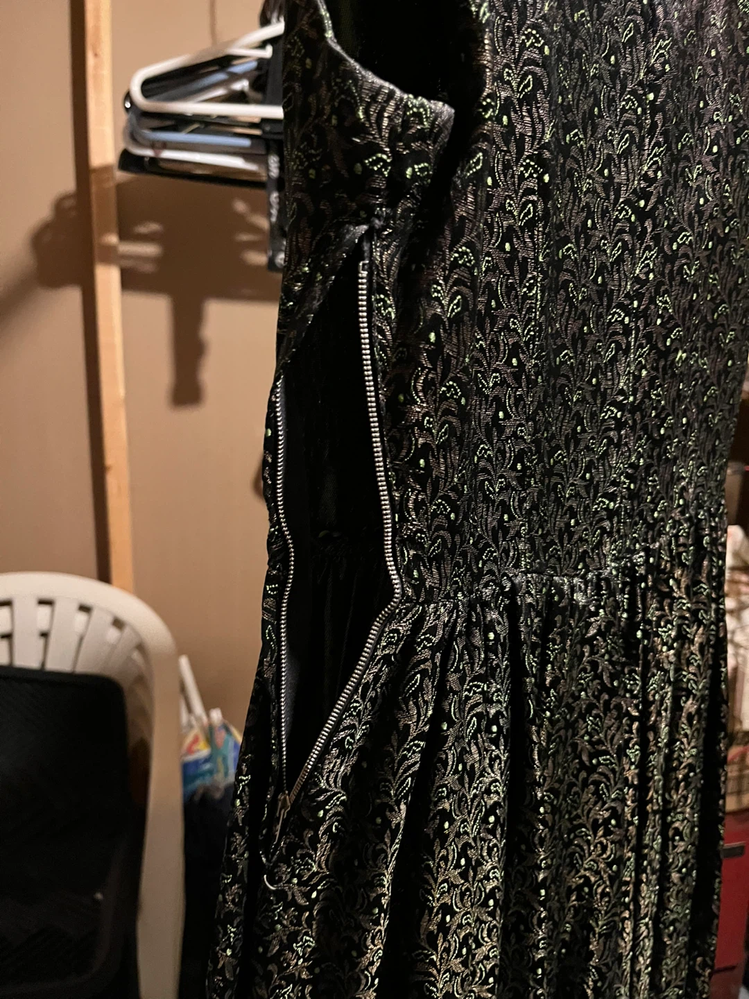 Shimmering Black and Green Floral Dress - photo 5