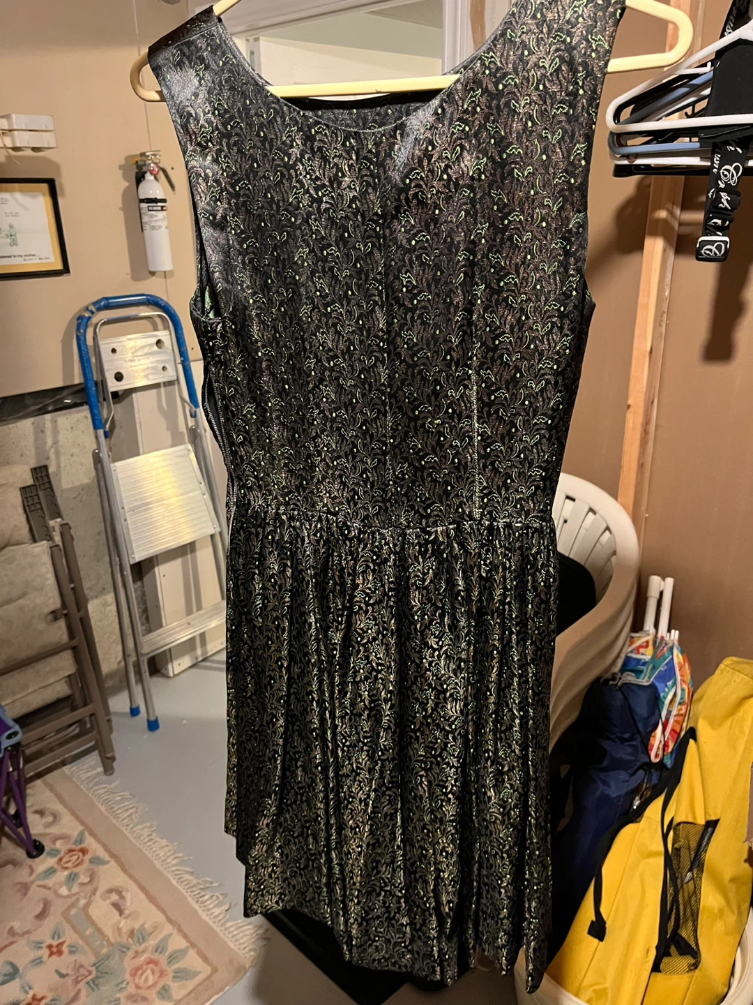 Shimmering Black and Green Floral Dress - photo 4