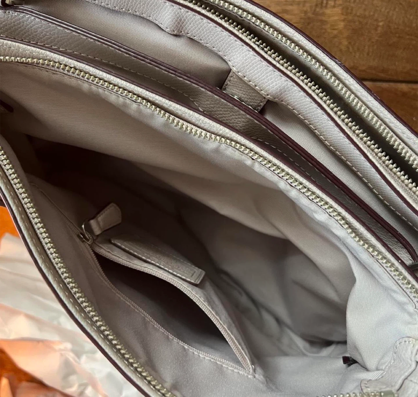 Coach Beige Grey Leather Tote - photo 5