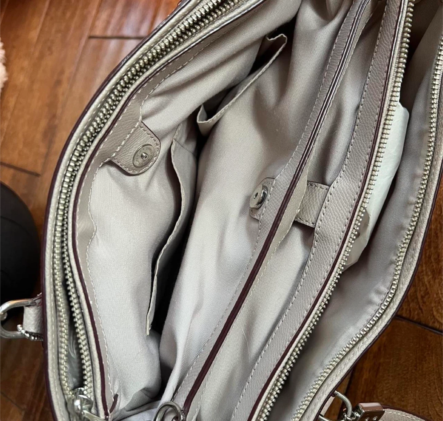 Coach Beige Grey Leather Tote - photo 4