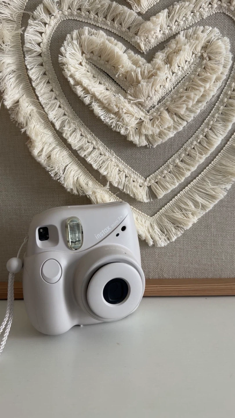 Fujifilm Instax Mini 7+ Instant Camera