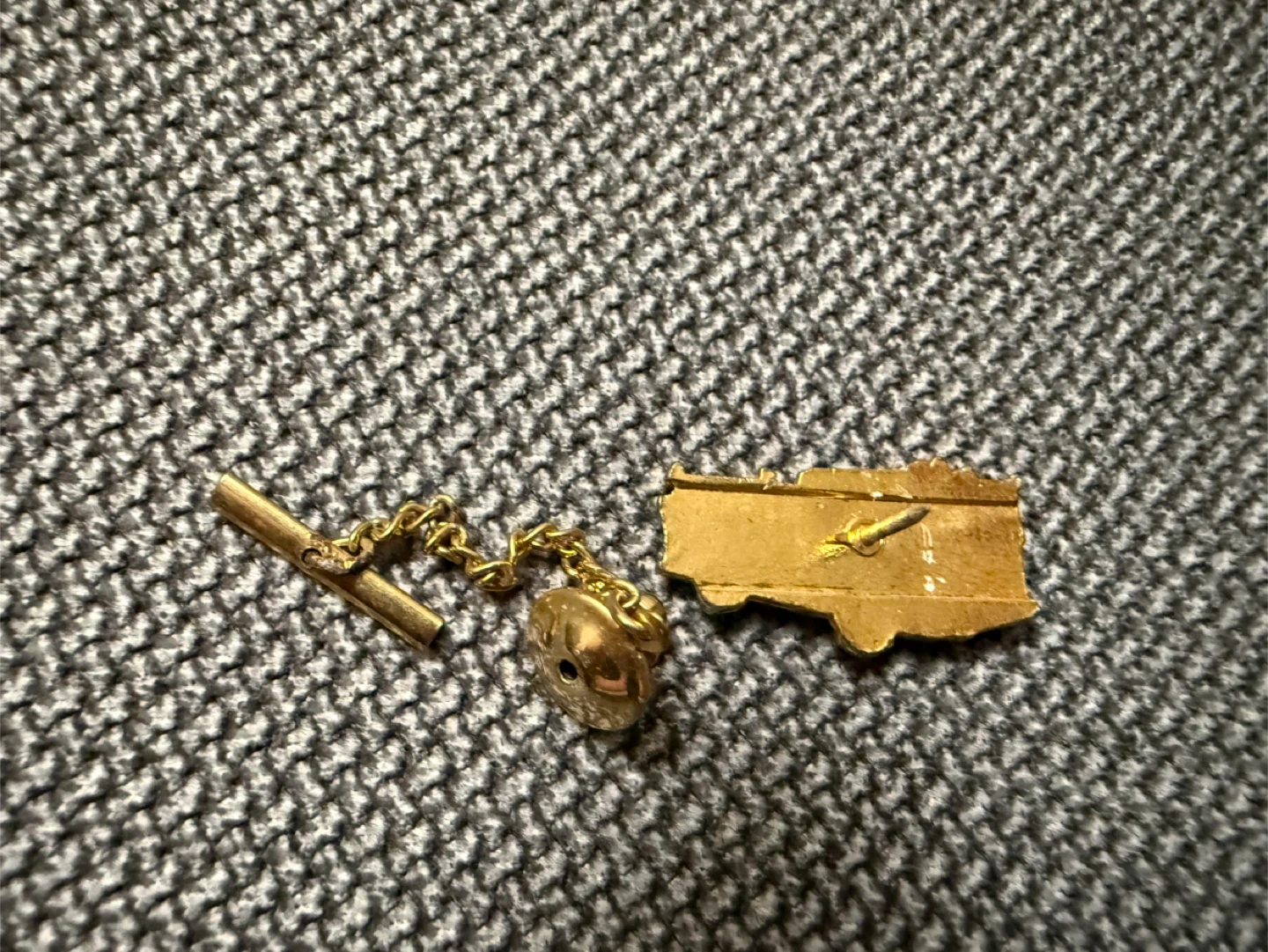 Vintage Fire Truck Tie Tac Pin - photo 5
