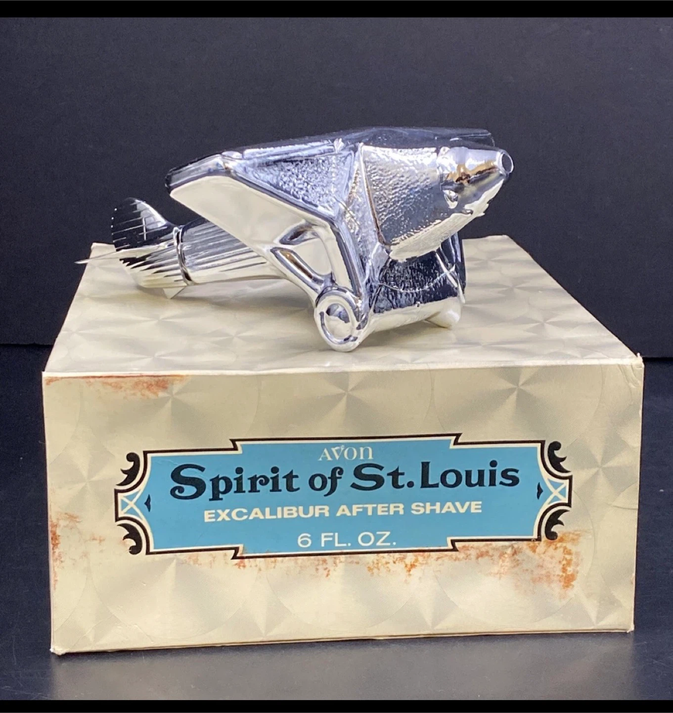 Avon Spirit of St. Louis Excalibur AfterShave 6 FL Oz Decanter - photo 3