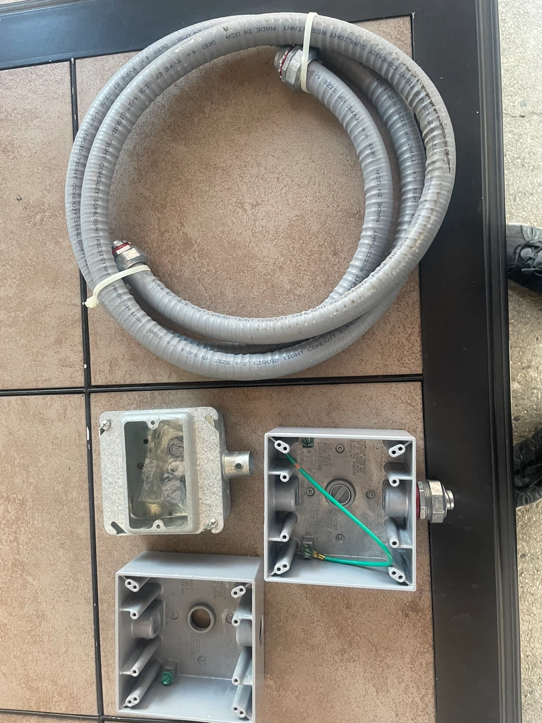 1/2" Liquid Tight Flexible Conduit & Junction Boxes - photo 3