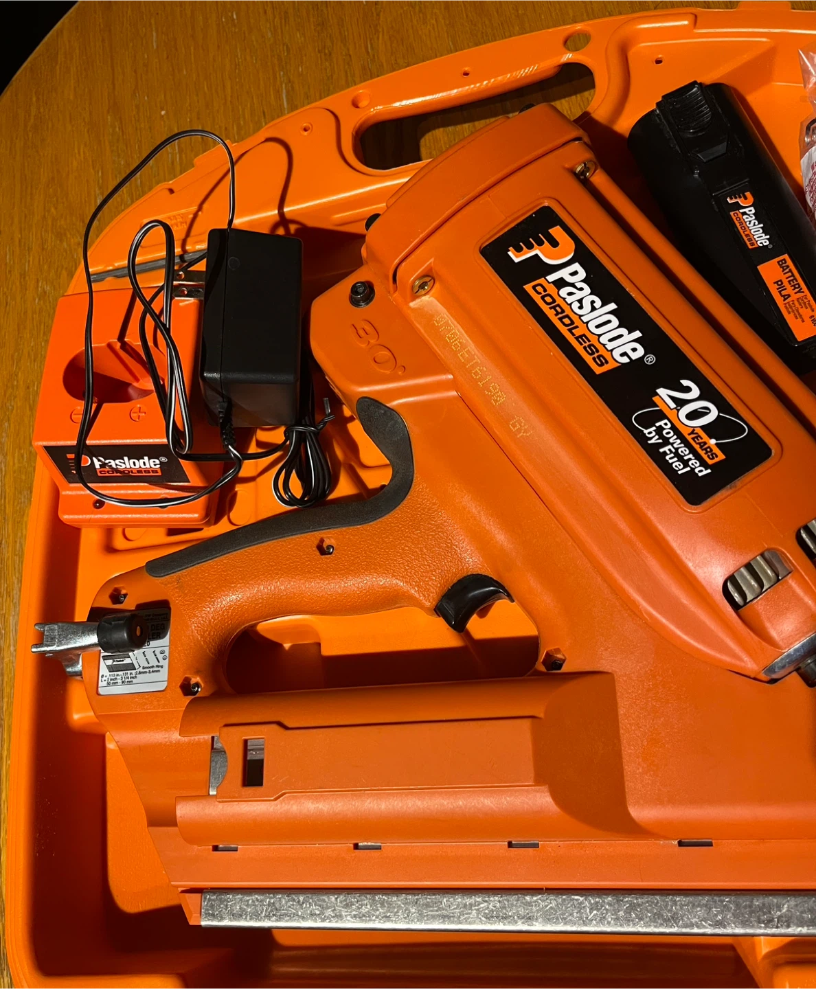 Paslode Cordless Framing Nailer - 900420 - photo 3