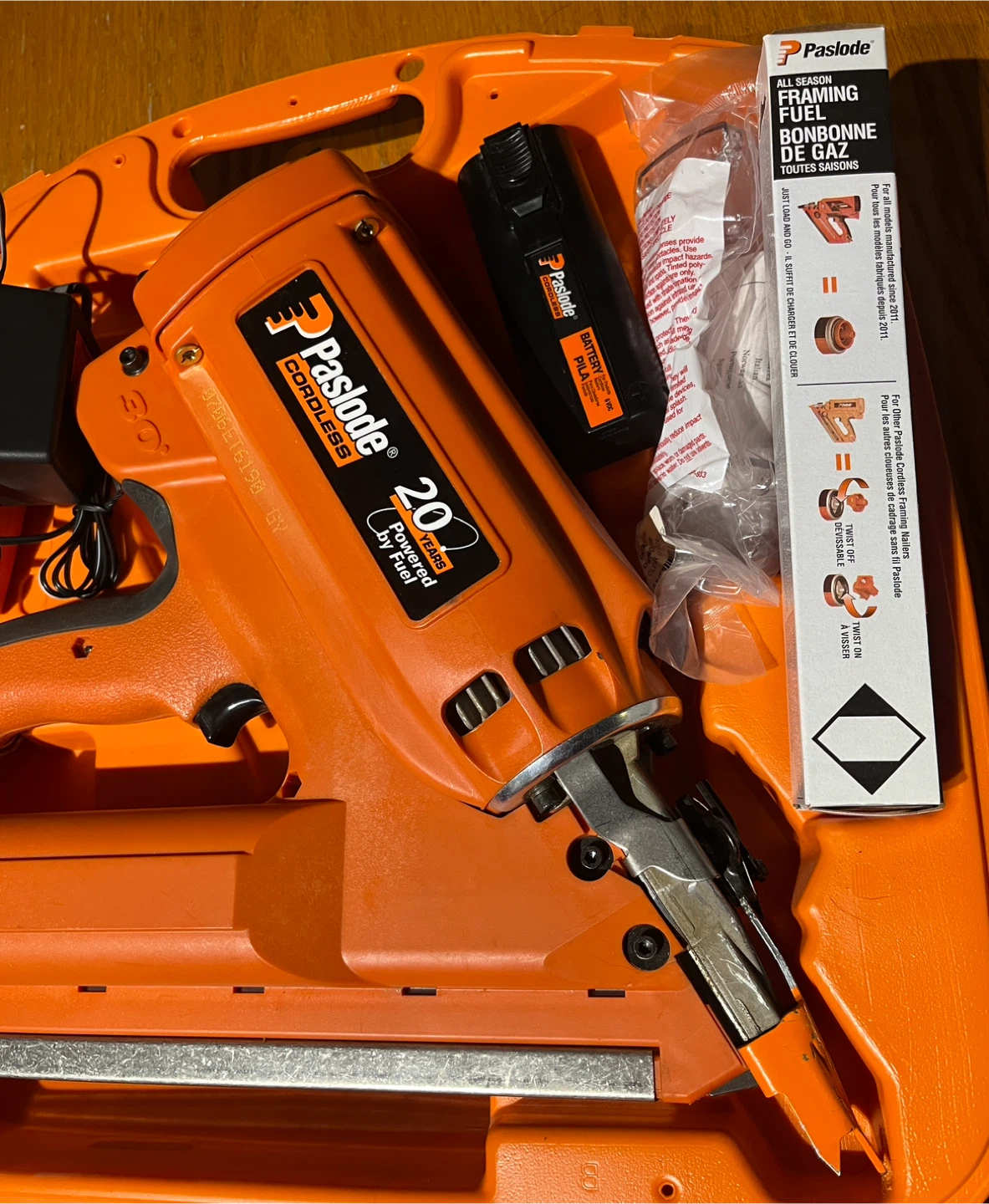 Paslode Cordless Framing Nailer - 900420 - photo 2