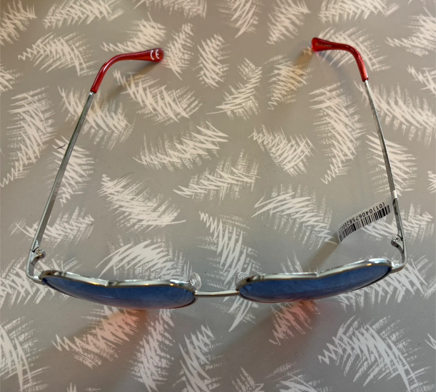 ✨✨Heart Shaped Sunglasses - photo 3