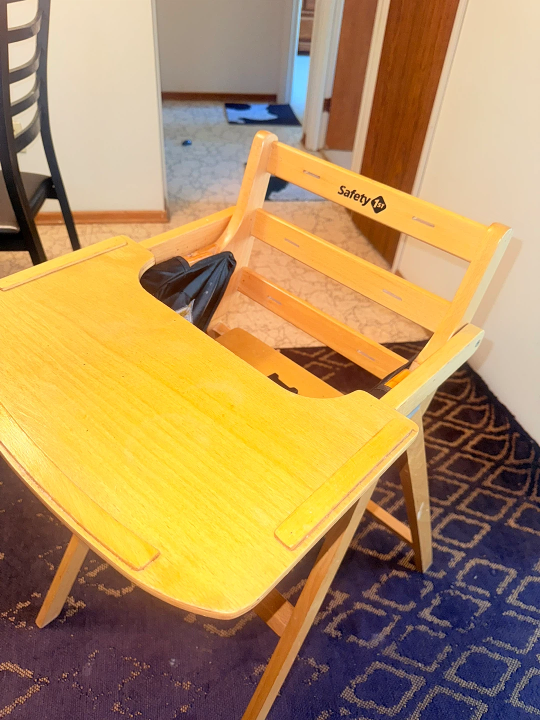 Safety 1st Wooden High Chair
