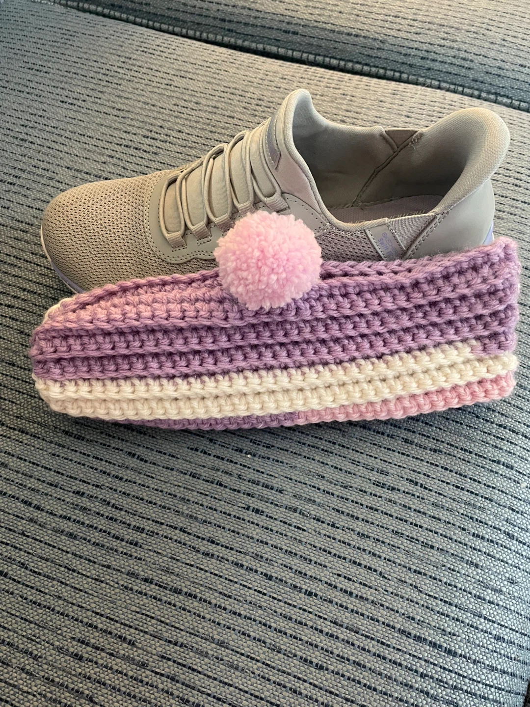 Brand New Ladies handmade slippers - photo 2