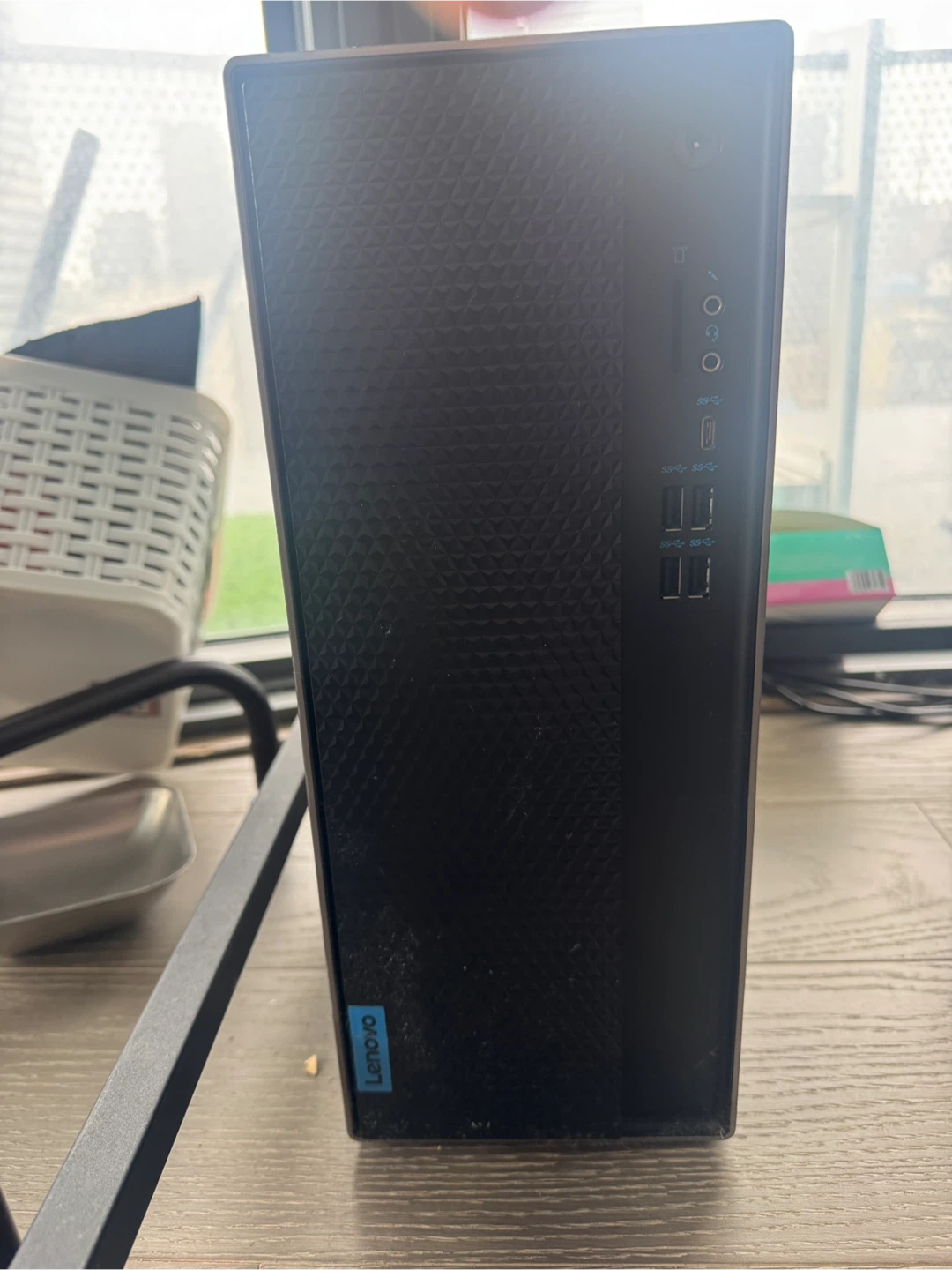 Lenovo Gaming PC + Dual Samsung Monitors + Keyboard & Mouse