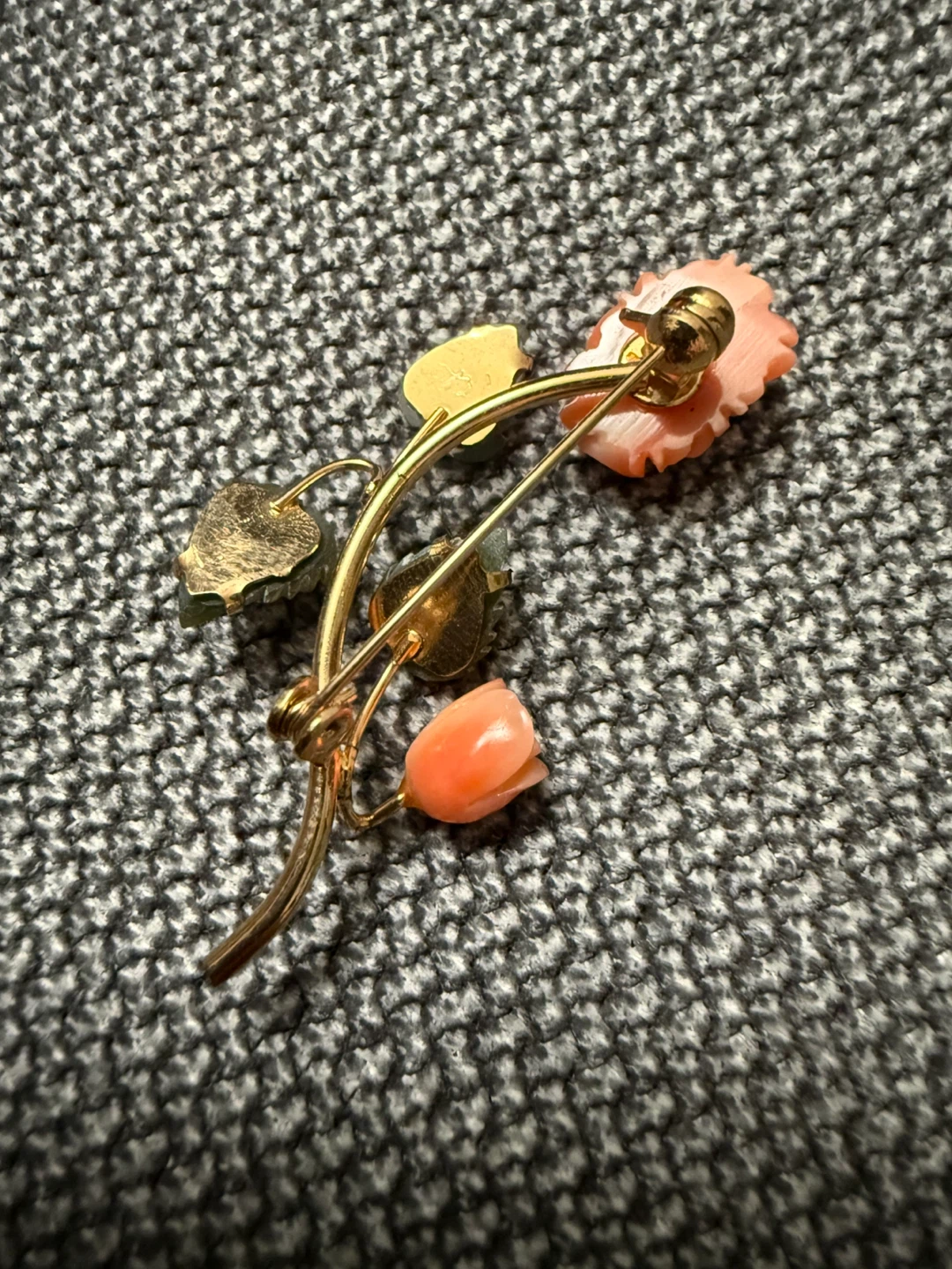 Vintage Coral and Jade Rose Brooch - photo 4