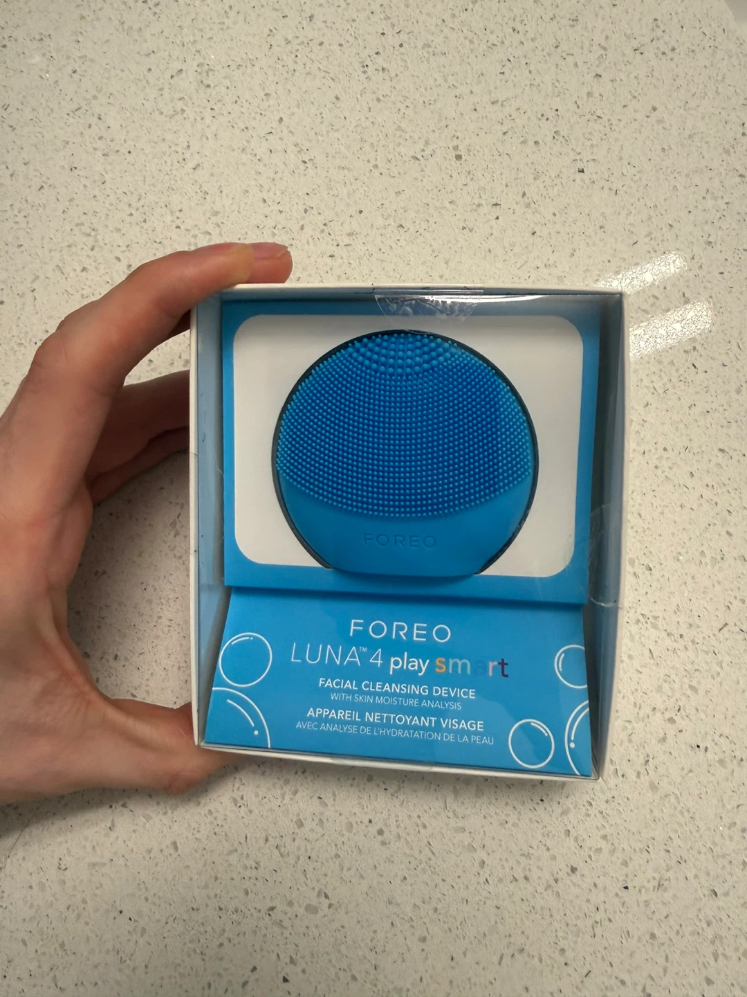 Brand new FOREO LUNA 4 play smart Facial Cleansing Device - Blue