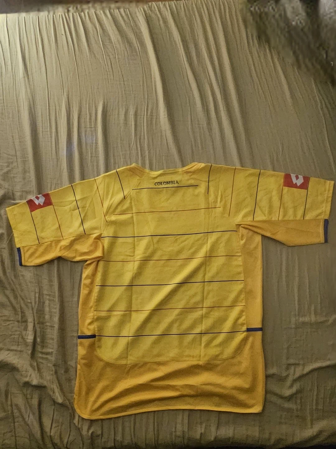 Lotto Colombia Soccer Jersey Yellow Men's Size L - photo 2
