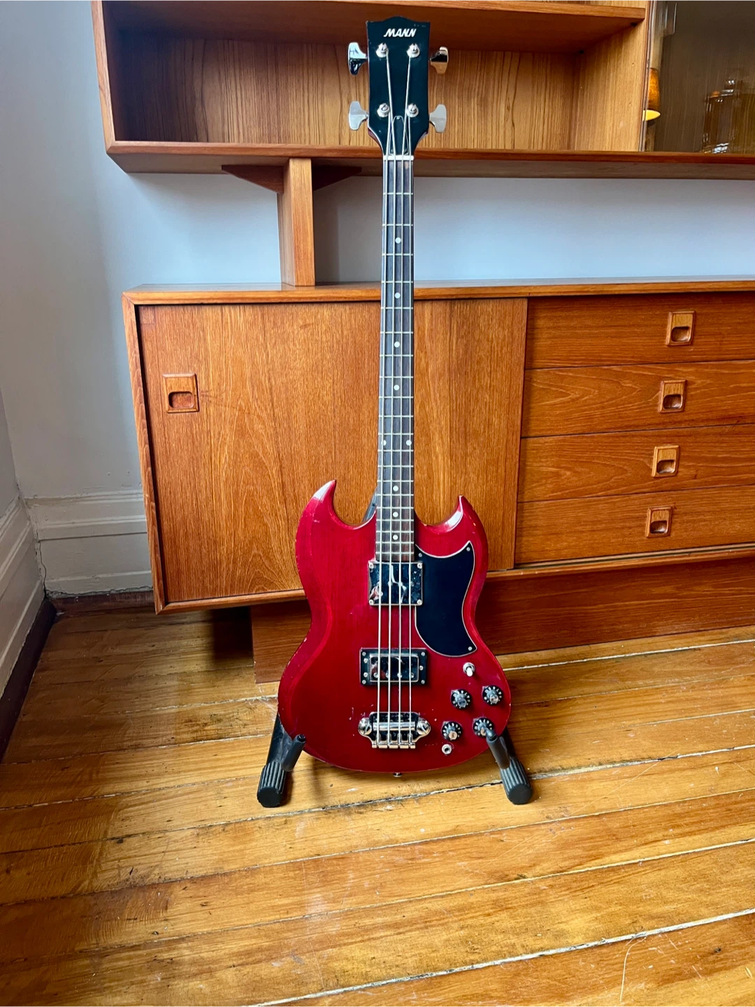 Vintage Mann MIJ Gibson EB-3 Short Scale Bass Copy