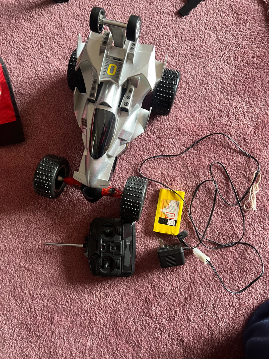 RC Remote Control Car "Cyclone Revolution" - photo 4