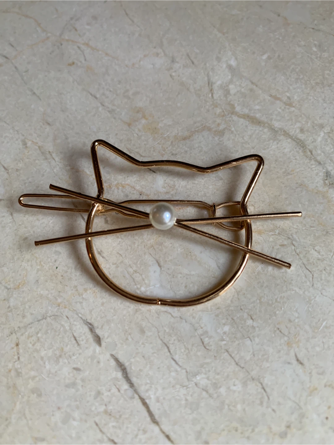 Gold Tone Cat Face Hair Clip with Pearl Accent