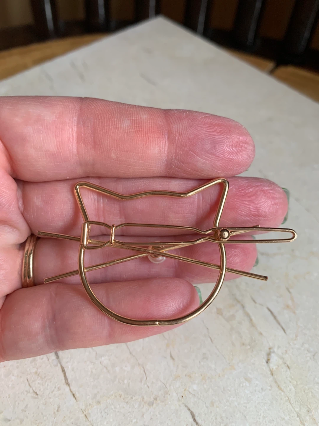 Gold Tone Cat Face Hair Clip with Pearl Accent - photo 2
