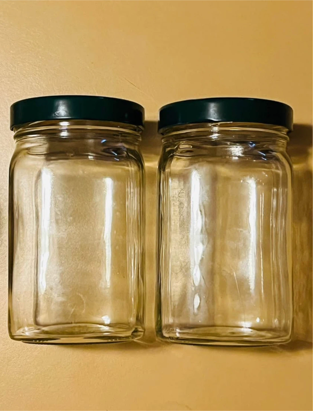 10 Glass Jars with Green Lids - photo 2