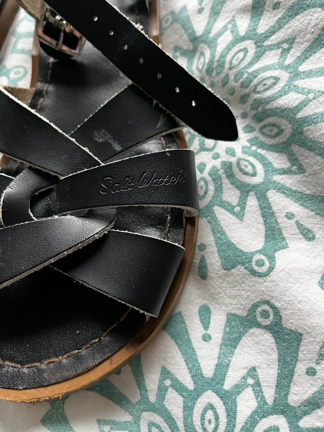 Black Salt Water sandals! - photo 2