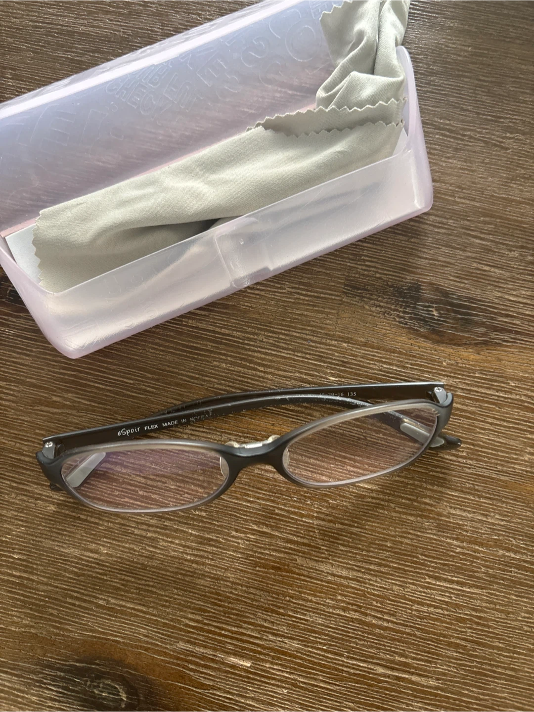 Esprit Flex Eyeglasses with Case and Cloth